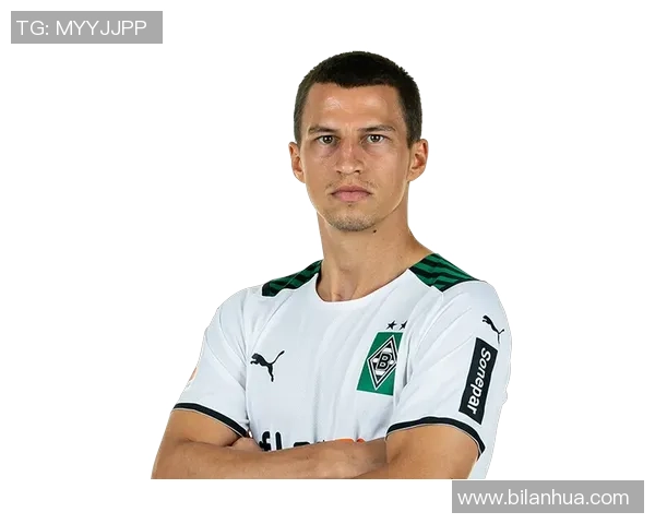 莱纳担任后卫角色为球队防线增添坚固保障的关键作用解析